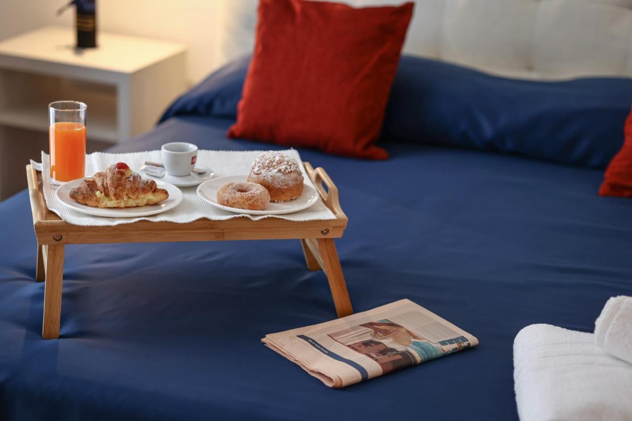 Residenza San Lorenzo Наполи Екстериор снимка