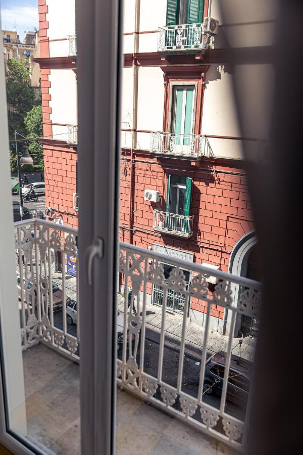 Residenza San Lorenzo Наполи Екстериор снимка