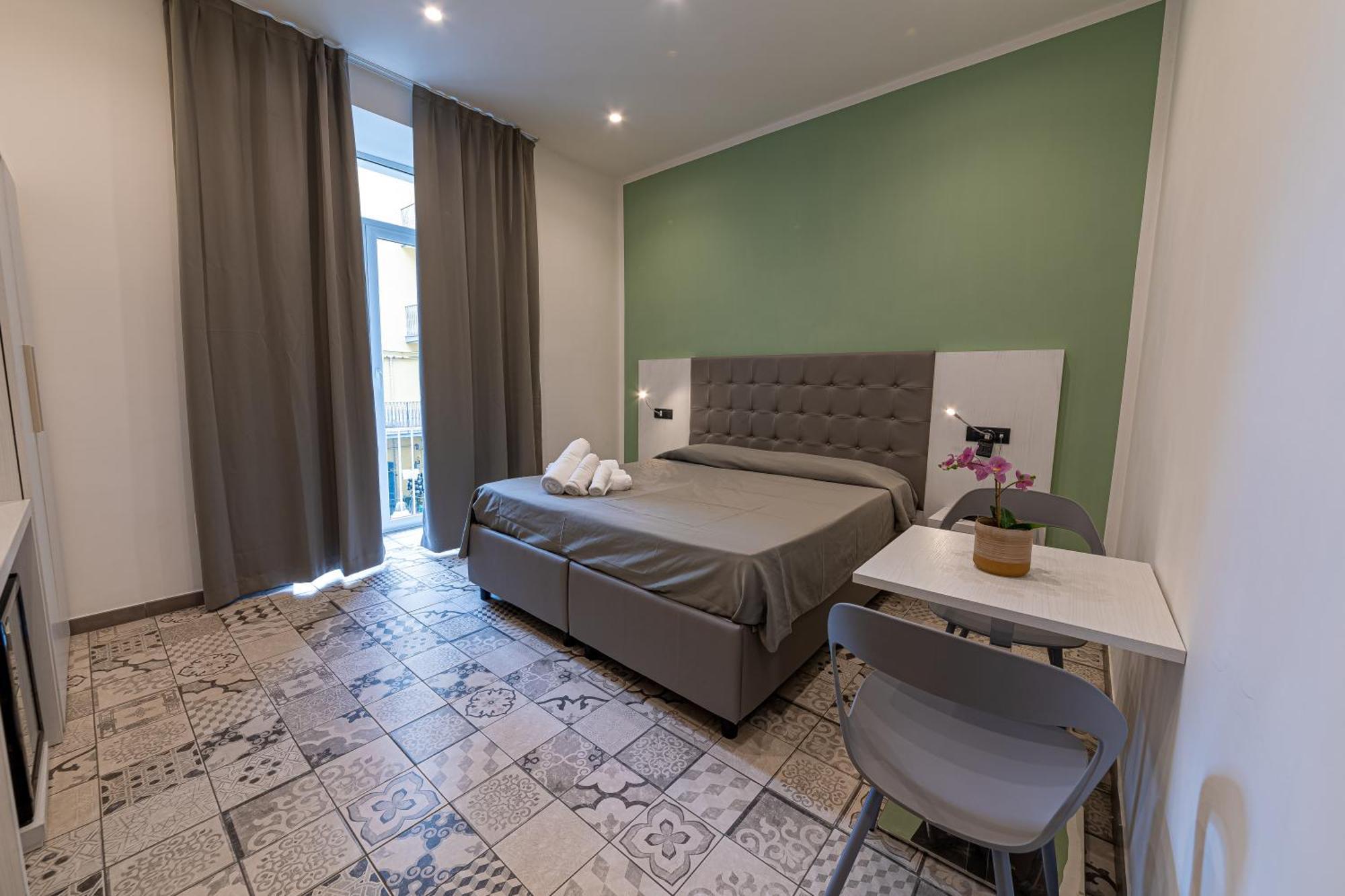 Residenza San Lorenzo Наполи Екстериор снимка
